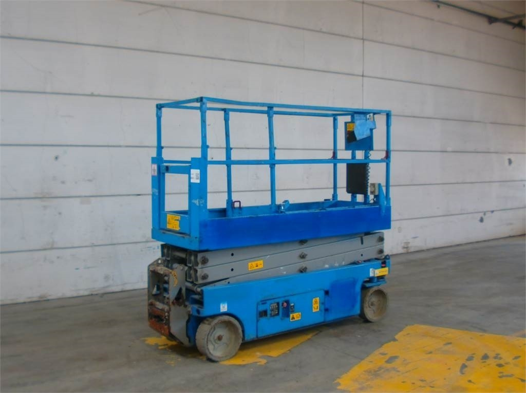 Genie GS2032 - رافعات مقصية: صور 2 Genie GS2032 - رافعات مقصية: صور 2