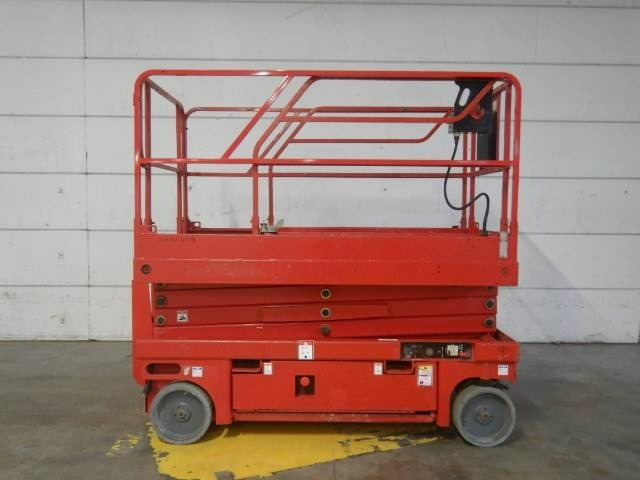 Haulotte Compact 10 - رافعات مقصية: صور 1 Haulotte Compact 10 - رافعات مقصية: صور 1