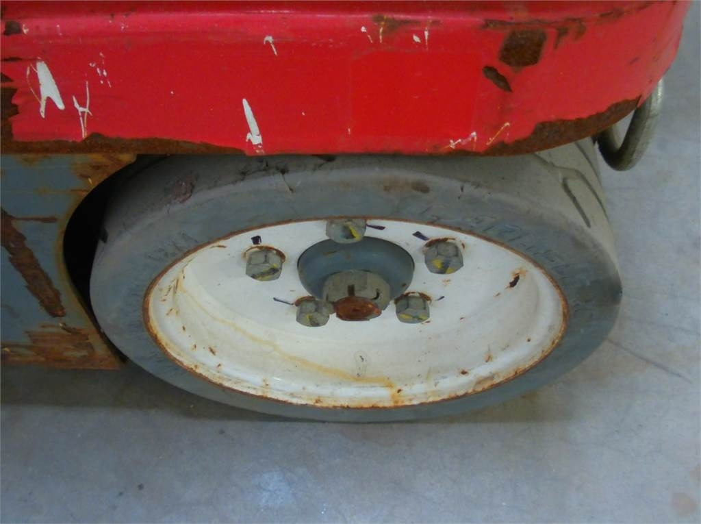 الرأسي رفع الصاري SkyJack SJ16: صور 15