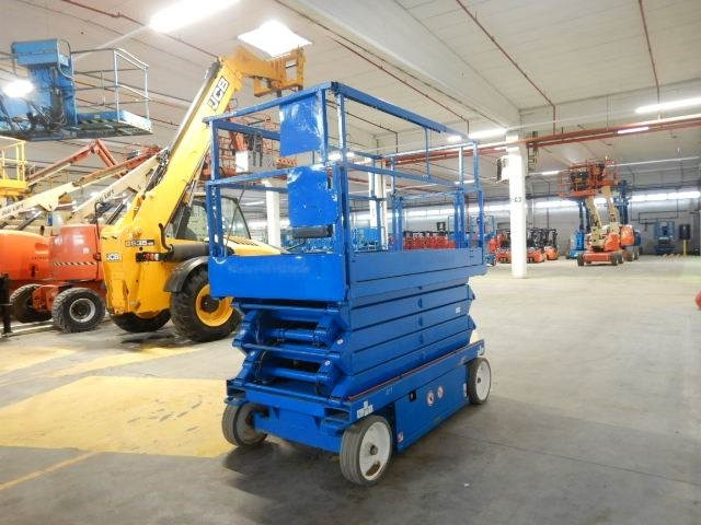 SkyJack SJ4632 - رافعات مقصية: صور 4 SkyJack SJ4632 - رافعات مقصية: صور 4