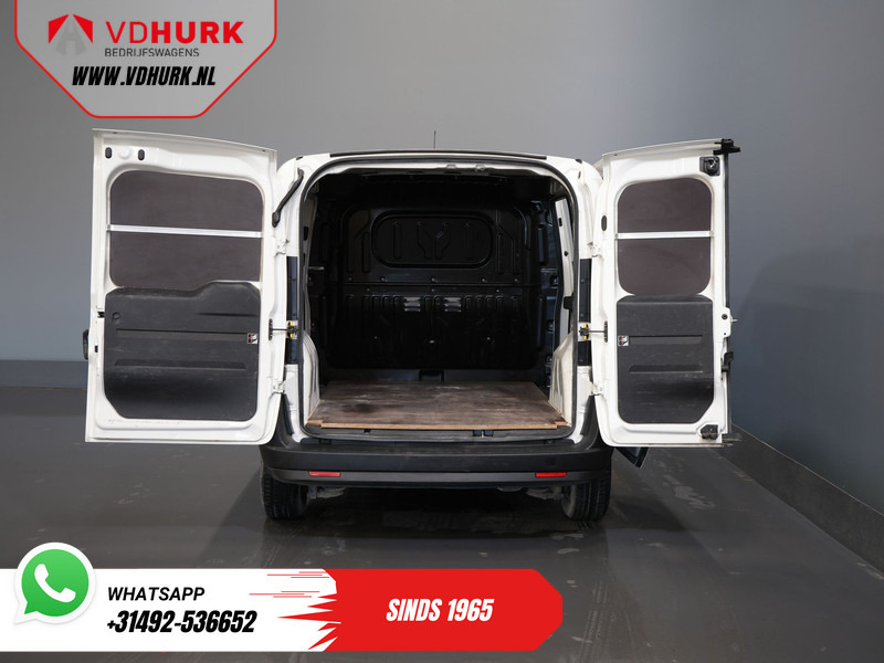 Fiat Dobló Cargo 1.3 MJ BPM VRIJ! 7x Voorraad NL Auto/ Airco/ Bluetooth/ Betimmering - فان المدمجة: صور 5 Fiat Dobló Cargo 1.3 MJ BPM VRIJ! 7x Voorraad NL Auto/ Airco/ Bluetooth/ Betimmering - فان المدمجة: صور 5