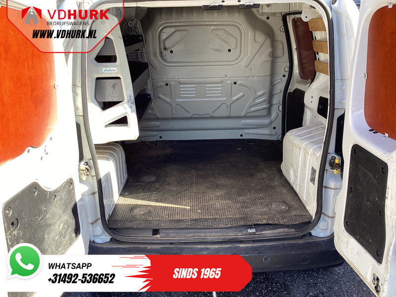 Fiat Fiorino 1.3 MJ 75 pk EXPORT APK 09-2026/ Airco/ Trekhaak/ Lichtbalk/ PDC - فان المدمجة: صور 5 Fiat Fiorino 1.3 MJ 75 pk EXPORT APK 09-2026/ Airco/ Trekhaak/ Lichtbalk/ PDC - فان المدمجة: صور 5