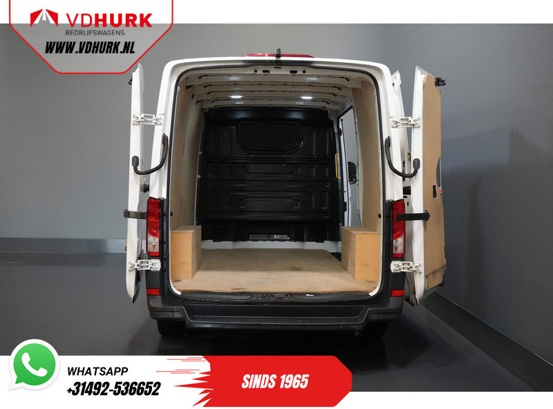 Volkswagen Crafter 2.0 TDI L3H2 Gev.stoel/ CarPlay/ Camera/ Cruise/ Airco/ 270Gr. deuren - فان المدمجة: صور 5 Volkswagen Crafter 2.0 TDI L3H2 Gev.stoel/ CarPlay/ Camera/ Cruise/ Airco/ 270Gr. deuren - فان المدمجة: صور 5