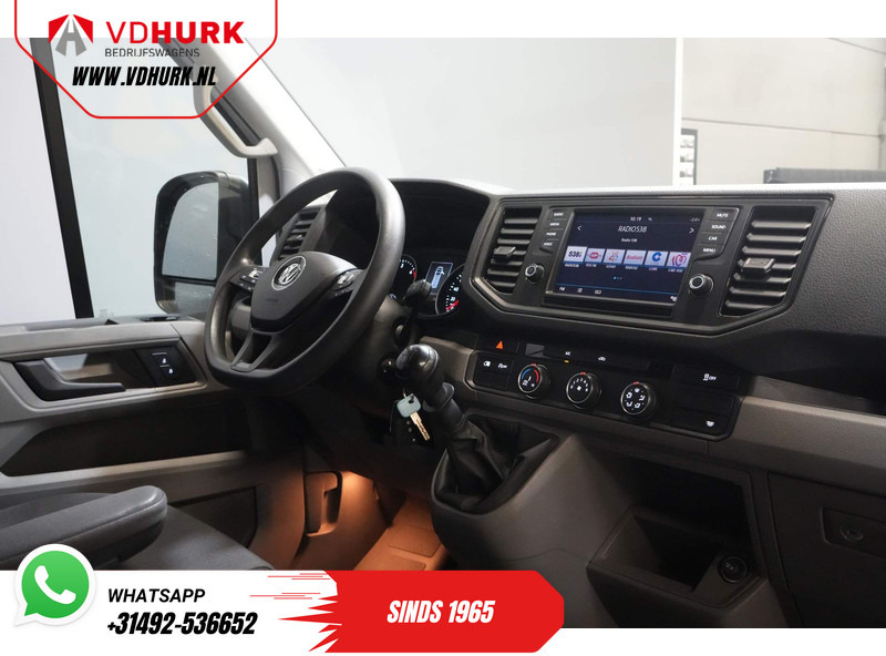 Volkswagen Crafter 2.0 TDI L3H2 Gev.stoel/ CarPlay/ Camera/ Cruise/ Airco/ 270Gr. deuren - فان المدمجة: صور 3 Volkswagen Crafter 2.0 TDI L3H2 Gev.stoel/ CarPlay/ Camera/ Cruise/ Airco/ 270Gr. deuren - فان المدمجة: صور 3