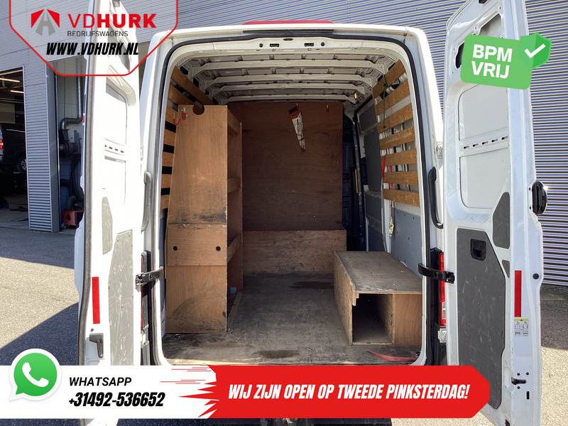 Volkswagen Crafter 35 2.0 TDI 140 pk L3H3 EXPORT ONLY Carplay/ Alarm/ Airco/ DAB+/ Cruise/ Navi/ Trekhaak/ PDC - فان: صور 5 Volkswagen Crafter 35 2.0 TDI 140 pk L3H3 EXPORT ONLY Carplay/ Alarm/ Airco/ DAB+/ Cruise/ Navi/ Trekhaak/ PDC - فان: صور 5