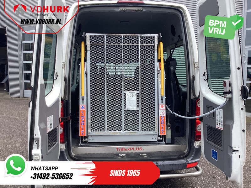Volkswagen Crafter 35 2.0 TDI L3H2 EXPORT ONLY! €9.559 incl BTW/BPM Rolstoellift/ 9 Pers/ 9P/ Sidebars/ Rearbar/ Airco - صغيرة, ميكروباص: صور 5 Volkswagen Crafter 35 2.0 TDI L3H2 EXPORT ONLY! €9.559 incl BTW/BPM Rolstoellift/ 9 Pers/ 9P/ Sidebars/ Rearbar/ Airco - صغيرة, ميكروباص: صور 5