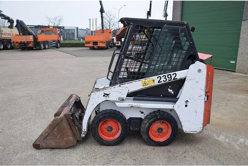 Bobcat S70 - شيول صغير: صور 1 Bobcat S70 - شيول صغير: صور 1