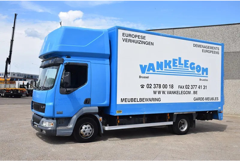 DAF LF 220 LF45 220 - بصندوق مغلق شاحنة: صور 2 DAF LF 220 LF45 220 - بصندوق مغلق شاحنة: صور 2