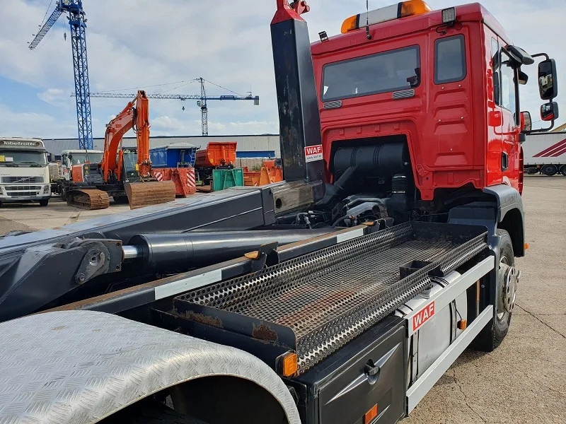 MAN TGA 28.390 - شاحنة ذات الخطاف: صور 5 MAN TGA 28.390 - شاحنة ذات الخطاف: صور 5