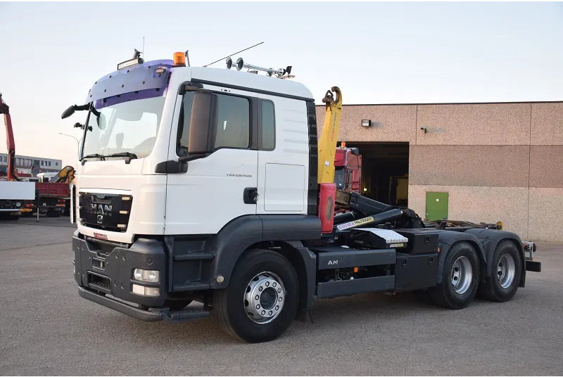 MAN TGS 26.400 - شاحنة ذات الخطاف: صور 2 MAN TGS 26.400 - شاحنة ذات الخطاف: صور 2