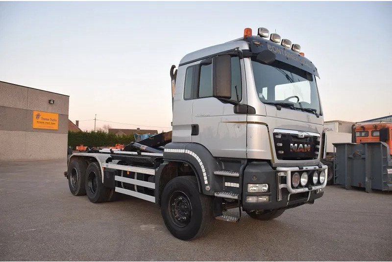 MAN TGS 33.400 - شاحنة ذات الخطاف: صور 4 MAN TGS 33.400 - شاحنة ذات الخطاف: صور 4