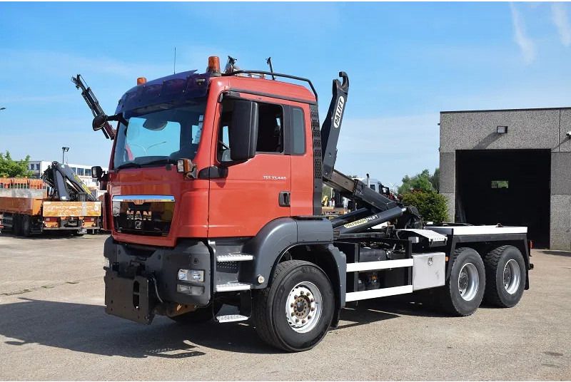 MAN TGS 33.440 - شاحنة ذات الخطاف: صور 1 MAN TGS 33.440 - شاحنة ذات الخطاف: صور 1