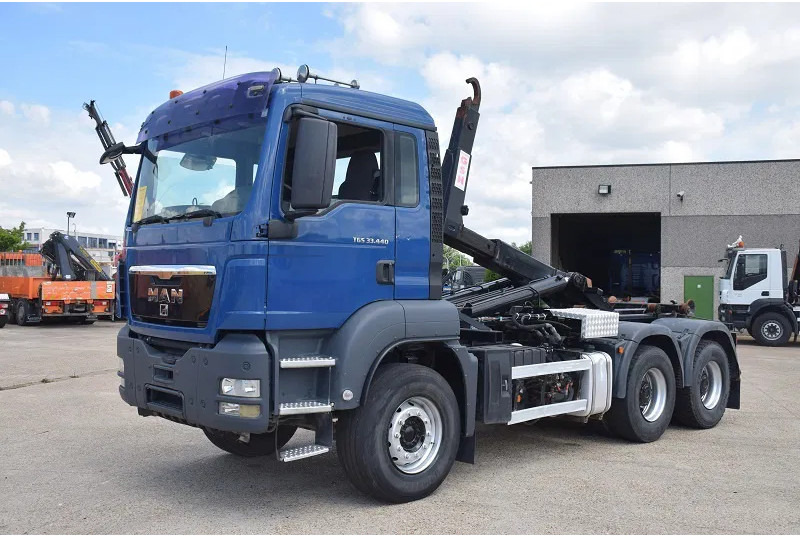 MAN TGS 33.440 - شاحنة ذات الخطاف: صور 1 MAN TGS 33.440 - شاحنة ذات الخطاف: صور 1