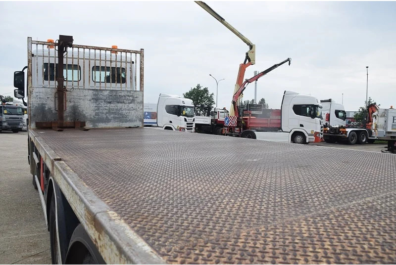 شاحنات مسطحة, شاحنة كرين Mercedes-Benz Actros 2641: صور 12
