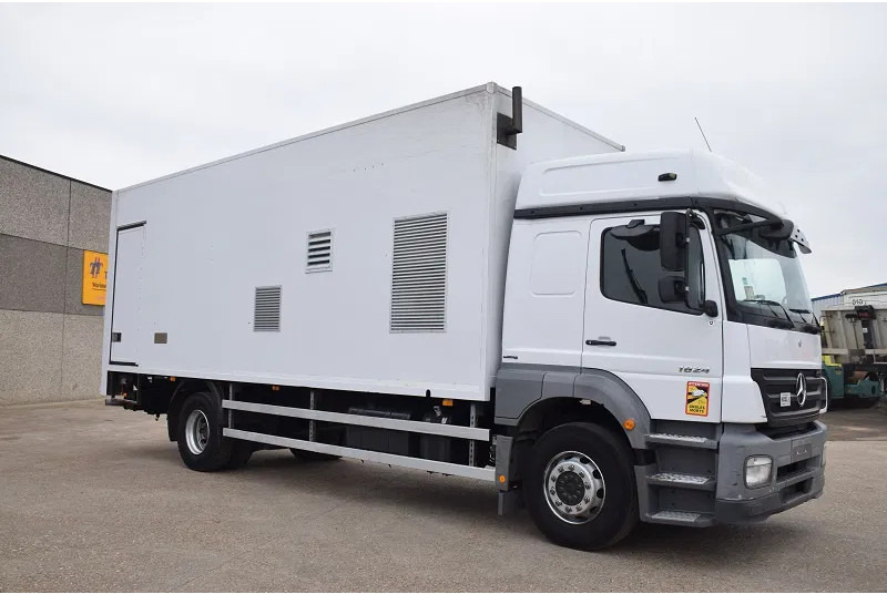 Mercedes-Benz Axor 1824 - بصندوق مغلق شاحنة: صور 5 Mercedes-Benz Axor 1824 - بصندوق مغلق شاحنة: صور 5