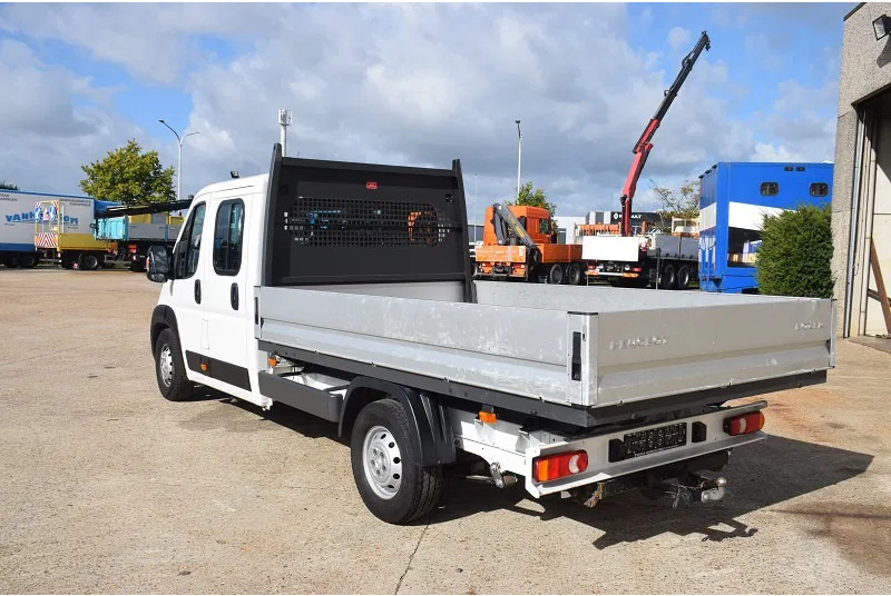 Peugeot Boxer 2.0 L -130 pk -L4 - الشاحنات الصغيرة المسطحة, الشاحنات الصغيرة كابينة مزدوجة: صور 5 Peugeot Boxer 2.0 L -130 pk -L4 - الشاحنات الصغيرة المسطحة, الشاحنات الصغيرة كابينة مزدوجة: صور 5