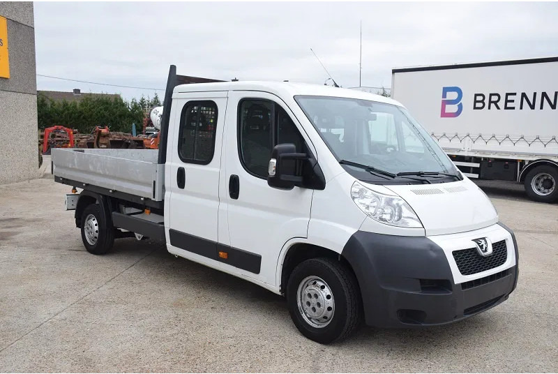 Peugeot Boxer 2.2 L -130 pk - - الشاحنات الصغيرة المسطحة, الشاحنات الصغيرة كابينة مزدوجة: صور 1 Peugeot Boxer 2.2 L -130 pk - - الشاحنات الصغيرة المسطحة, الشاحنات الصغيرة كابينة مزدوجة: صور 1