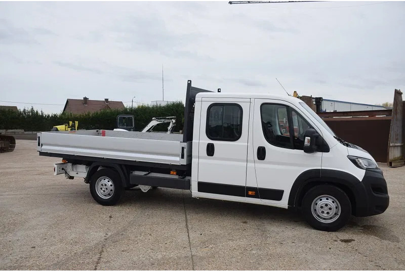 Peugeot Boxer - الشاحنات الصغيرة المسطحة, الشاحنات الصغيرة كابينة مزدوجة: صور 5 Peugeot Boxer - الشاحنات الصغيرة المسطحة, الشاحنات الصغيرة كابينة مزدوجة: صور 5