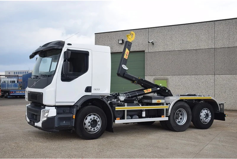 Volvo FE 320 - شاحنة ذات الخطاف: صور 3 Volvo FE 320 - شاحنة ذات الخطاف: صور 3