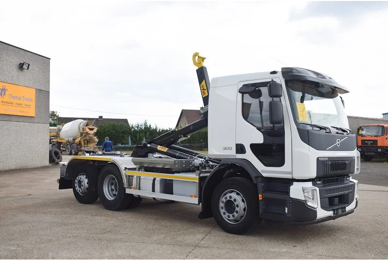 Volvo FE 320 - شاحنة ذات الخطاف: صور 4 Volvo FE 320 - شاحنة ذات الخطاف: صور 4