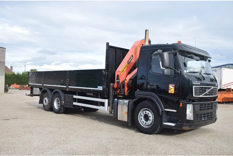 Volvo FM 330 - شاحنة كرين: صور 4 Volvo FM 330 - شاحنة كرين: صور 4