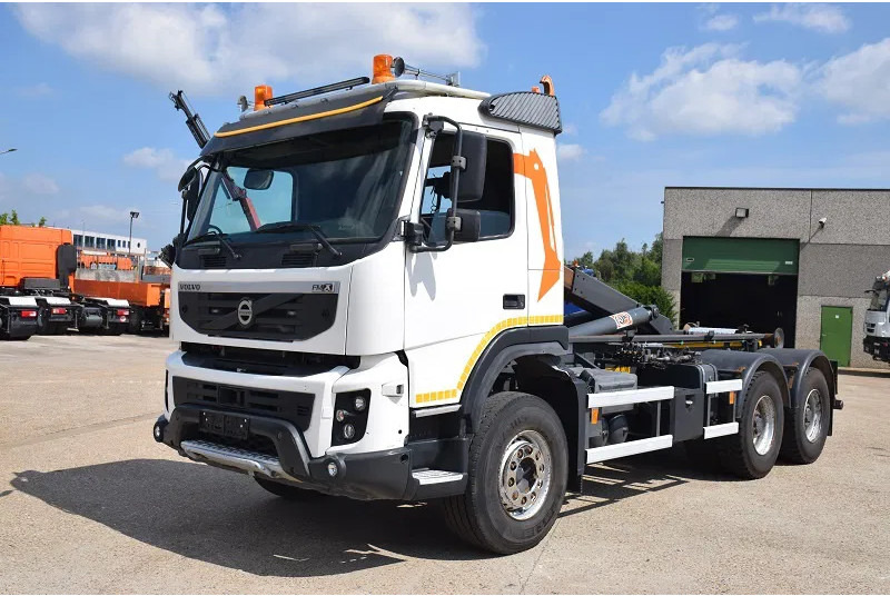Volvo FMX 460 - شاحنة ذات الخطاف: صور 2 Volvo FMX 460 - شاحنة ذات الخطاف: صور 2