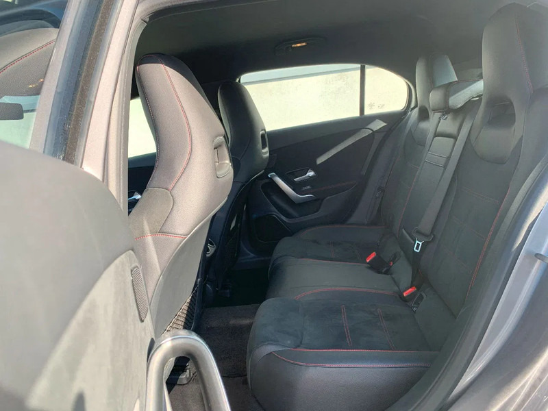 Mercedes-Benz A-Klasse A200 - سيارة: صور 4 Mercedes-Benz A-Klasse A200 - سيارة: صور 4