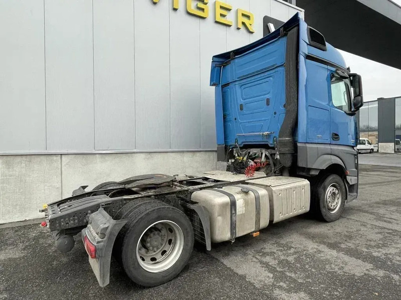 شاحنة جرار Mercedes-Benz Actros 1842 MLS: صور 10 شاحنة جرار Mercedes-Benz Actros 1842 MLS: صور 10