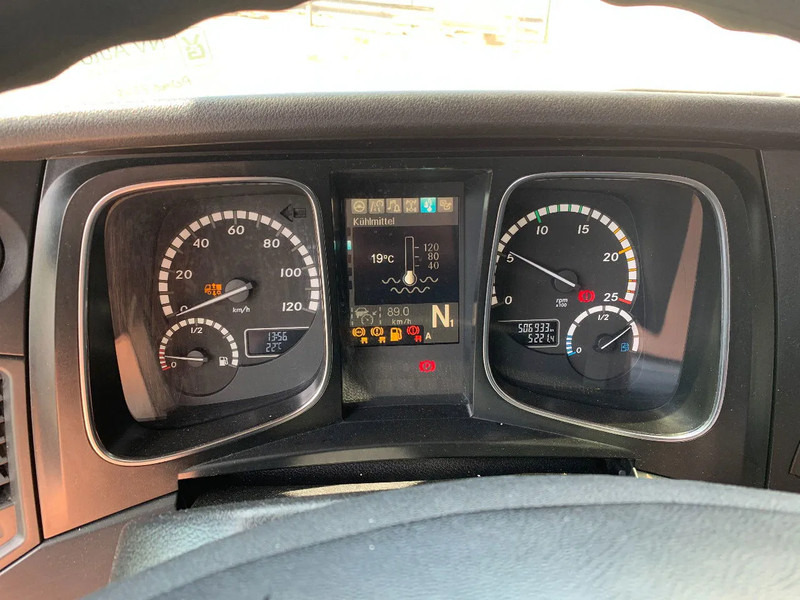 Mercedes-Benz Actros 2548 6X2 + Aanhanger*Palfinger crane*Cruise control*Airco* - شاحنة ستارة, شاحنة كرين: صور 4 Mercedes-Benz Actros 2548 6X2 + Aanhanger*Palfinger crane*Cruise control*Airco* - شاحنة ستارة, شاحنة كرين: صور 4
