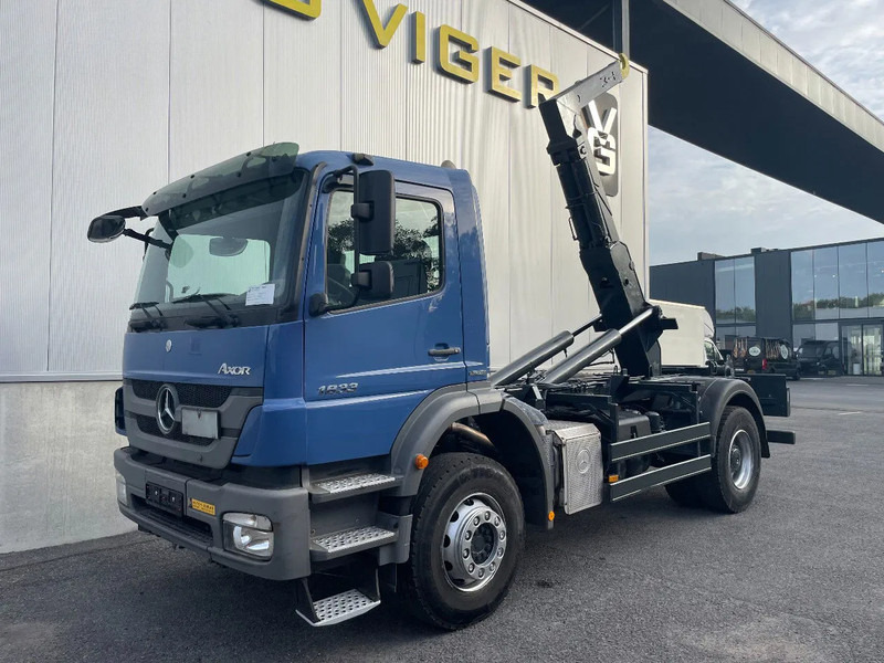 Mercedes-Benz Axor 1833 *cruise control*bluetooth*airconditioning*differentieelslot - شاحنة ذات الخطاف: صور 4 Mercedes-Benz Axor 1833 *cruise control*bluetooth*airconditioning*differentieelslot - شاحنة ذات الخطاف: صور 4