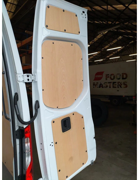 Mercedes-Benz Binnenbekleding L2H2 Sprinter - الكابينة والداخلية - الشاحنات الصغيرة: صور 2 Mercedes-Benz Binnenbekleding L2H2 Sprinter - الكابينة والداخلية - الشاحنات الصغيرة: صور 2