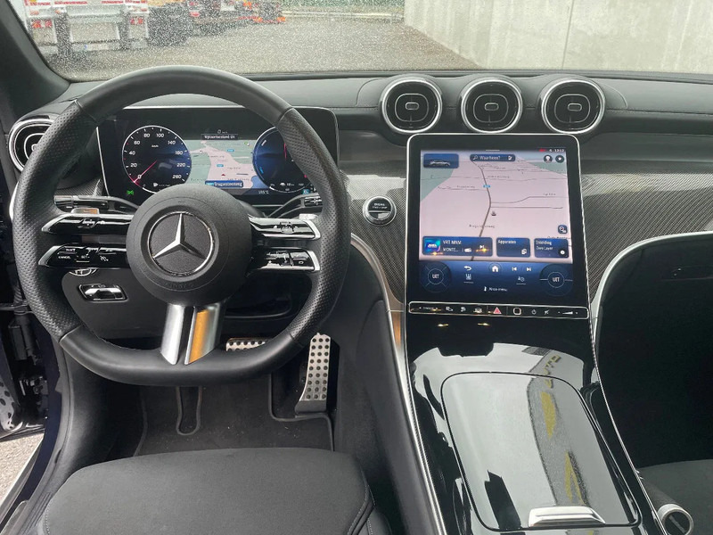 Mercedes-Benz GLC 300de - coupe- AMG - Stuur assistent - Distronic Cruise Control - سيارة دفع رباعي: صور 5 Mercedes-Benz GLC 300de - coupe- AMG - Stuur assistent - Distronic Cruise Control - سيارة دفع رباعي: صور 5