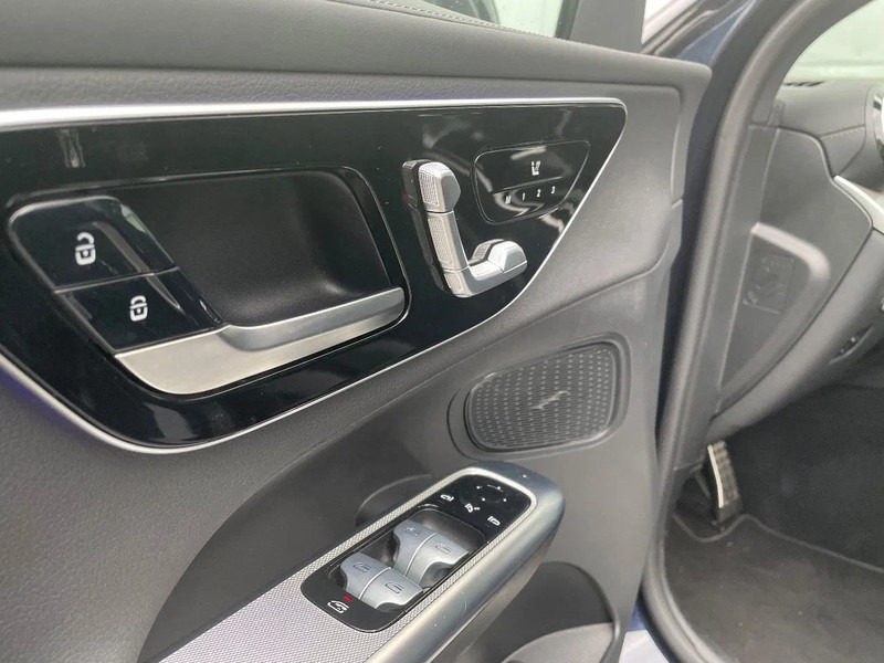Mercedes-Benz GLC 300de - coupe- AMG - Stuur assistent - Distronic Cruise Control - سيارة دفع رباعي: صور 4 Mercedes-Benz GLC 300de - coupe- AMG - Stuur assistent - Distronic Cruise Control - سيارة دفع رباعي: صور 4