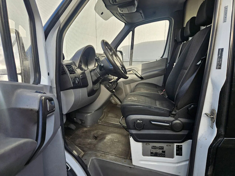 Mercedes-Benz Sprinter 313 - الشاحنات الصغيرة المبردة: صور 3 Mercedes-Benz Sprinter 313 - الشاحنات الصغيرة المبردة: صور 3