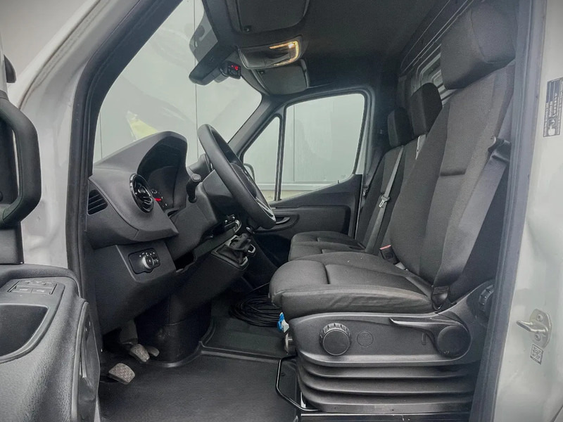 Mercedes-Benz Sprinter 315 *L3H2*koel/vrieswagen*360°camera*cruise control*zetelverwarming - الشاحنات الصغيرة المبردة: صور 3 Mercedes-Benz Sprinter 315 *L3H2*koel/vrieswagen*360°camera*cruise control*zetelverwarming - الشاحنات الصغيرة المبردة: صور 3