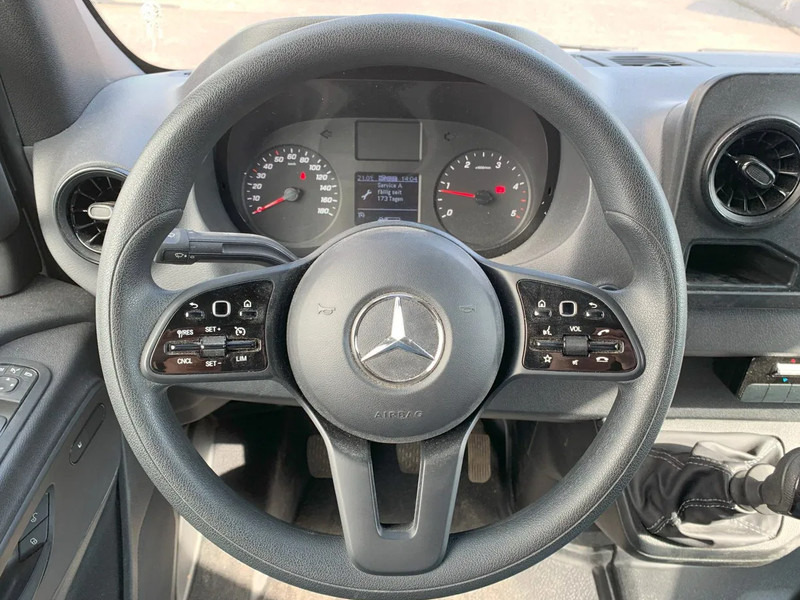 Mercedes-Benz Sprinter 317 CDI*NEW XARIOS 350*L2H2*360°CAMERA*TEMPOMAT*NAVIGATIE* - الشاحنات الصغيرة المبردة: صور 5 Mercedes-Benz Sprinter 317 CDI*NEW XARIOS 350*L2H2*360°CAMERA*TEMPOMAT*NAVIGATIE* - الشاحنات الصغيرة المبردة: صور 5