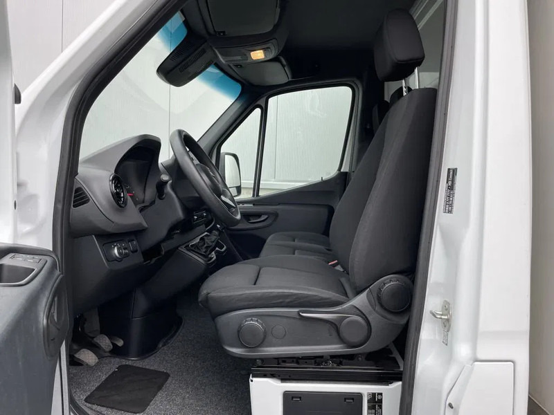 Mercedes-Benz Sprinter 514 *Airconditioning*Cruise control*Zijwindassistent*laadbrug - الشاحنات الصغيرة صندوق مغلق: صور 3 Mercedes-Benz Sprinter 514 *Airconditioning*Cruise control*Zijwindassistent*laadbrug - الشاحنات الصغيرة صندوق مغلق: صور 3
