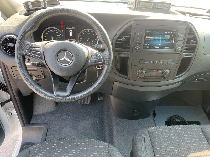 Mercedes-Benz Vito 116*Webasto*Achteruitrijcamera*Automaat*Navi*Tempomat*Attention assist* - الشاحنات الصغيرة المبردة: صور 4 Mercedes-Benz Vito 116*Webasto*Achteruitrijcamera*Automaat*Navi*Tempomat*Attention assist* - الشاحنات الصغيرة المبردة: صور 4