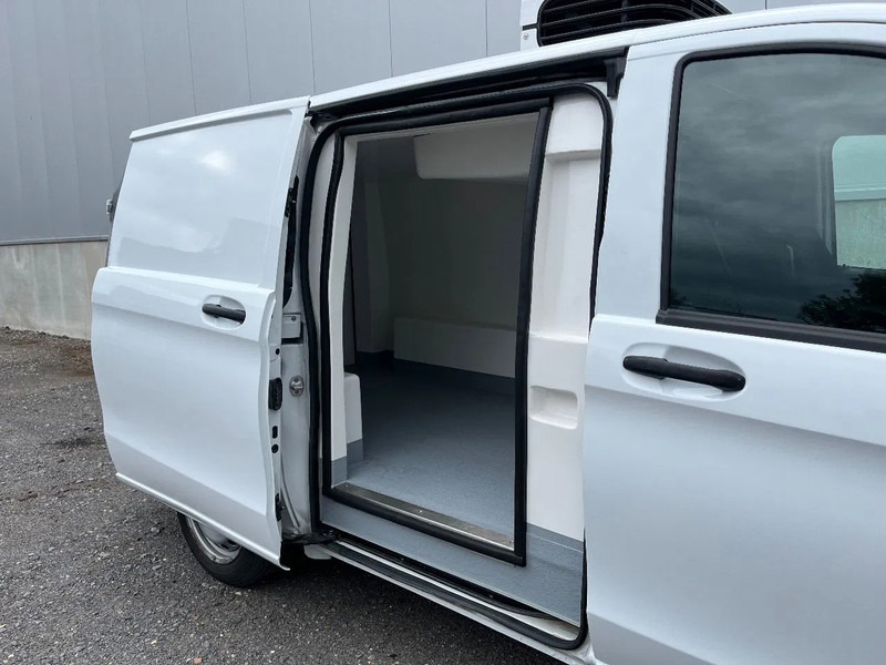 Mercedes-Benz Vito VITO*NACHTKOELING*VRIEZEN-18°*CAMERA*ZIJDEUR - الشاحنات الصغيرة المبردة: صور 5 Mercedes-Benz Vito VITO*NACHTKOELING*VRIEZEN-18°*CAMERA*ZIJDEUR - الشاحنات الصغيرة المبردة: صور 5