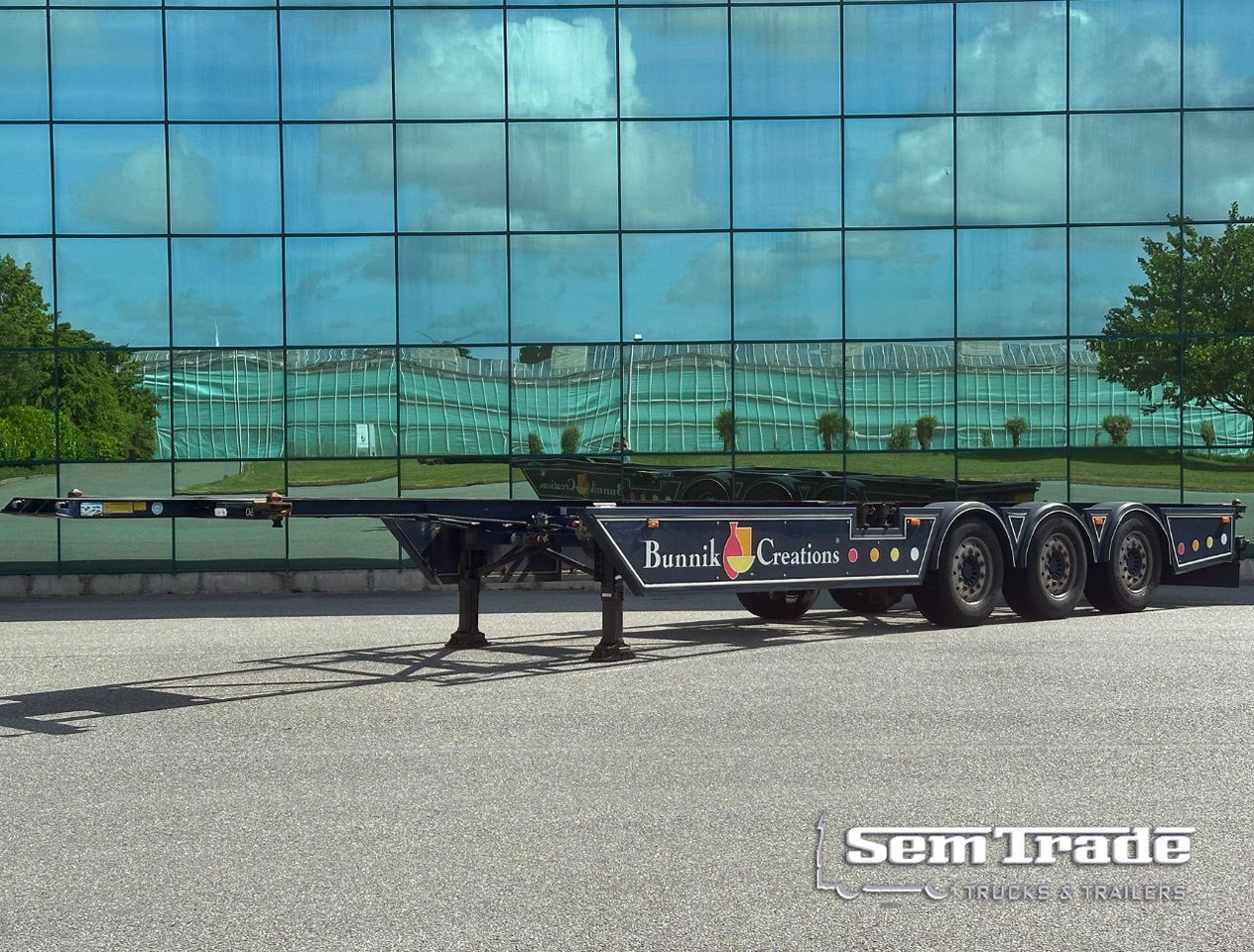 Burg BPO 13-27 Ccxlx 40" Galvanised Super Chassis SAF Axles Disc Brakes 2x Lift Axles 3 Pieces IN Stock Super Condition - شاحنات الحاويات/ جسم علوي قابل للتغيير نصف مقطورة: صور 1 Burg BPO 13-27 Ccxlx 40" Galvanised Super Chassis SAF Axles Disc Brakes 2x Lift Axles 3 Pieces IN Stock Super Condition - شاحنات الحاويات/ جسم علوي قابل للتغيير نصف مقطورة: صور 1