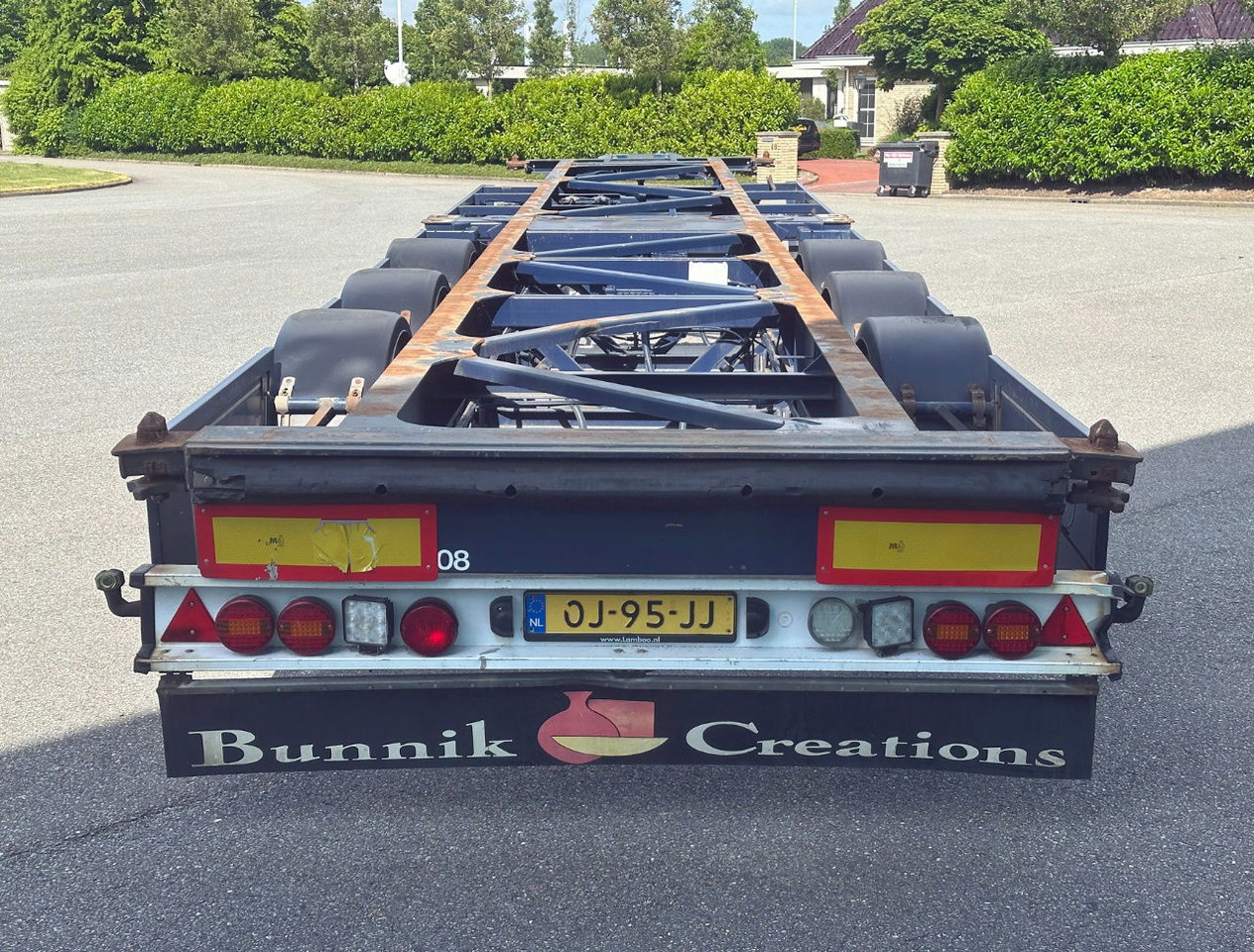 Burg BPO 13-27 Ccxlx 40" Galvanised Super Chassis SAF Axles Disc Brakes 2x Lift Axles 3 Pieces IN Stock Super Condition - شاحنات الحاويات/ جسم علوي قابل للتغيير نصف مقطورة: صور 3 Burg BPO 13-27 Ccxlx 40" Galvanised Super Chassis SAF Axles Disc Brakes 2x Lift Axles 3 Pieces IN Stock Super Condition - شاحنات الحاويات/ جسم علوي قابل للتغيير نصف مقطورة: صور 3