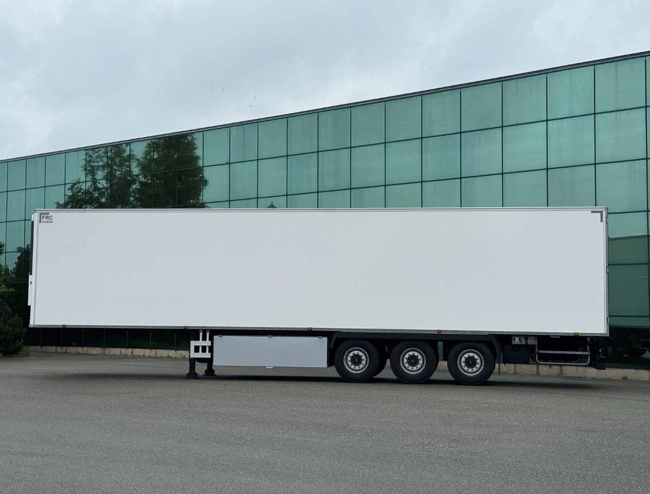 Chereau CSD3 247 CM Wide 265 CM High Thermo King SLXi300 With Only 850 Hours NEW - مبردة نصف مقطورة: صور 2 Chereau CSD3 247 CM Wide 265 CM High Thermo King SLXi300 With Only 850 Hours NEW - مبردة نصف مقطورة: صور 2