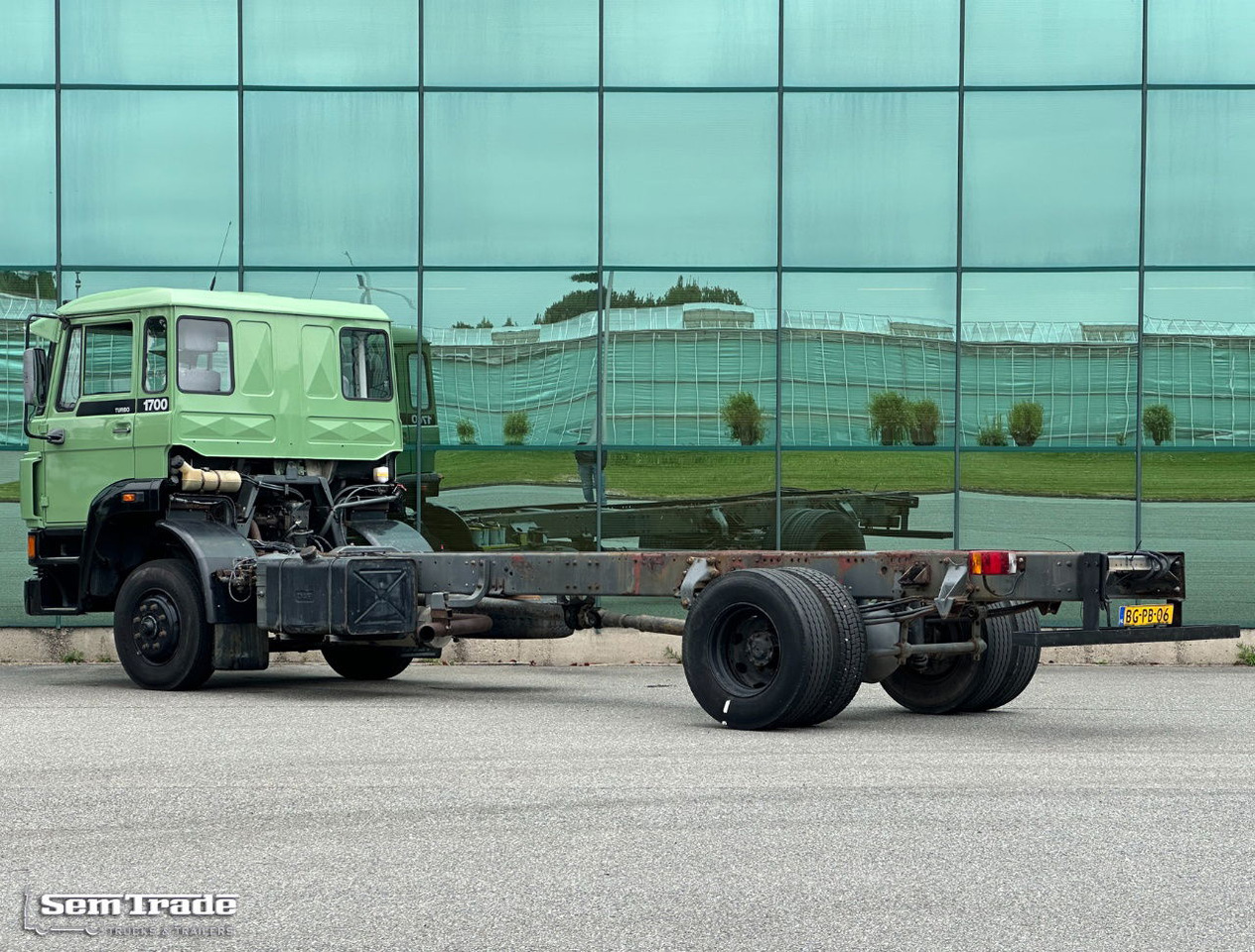 DAF 1700 Chassis 469.000 KM Cabine IN Super Conditie - الشاسيه شاحنة: صور 3 DAF 1700 Chassis 469.000 KM Cabine IN Super Conditie - الشاسيه شاحنة: صور 3