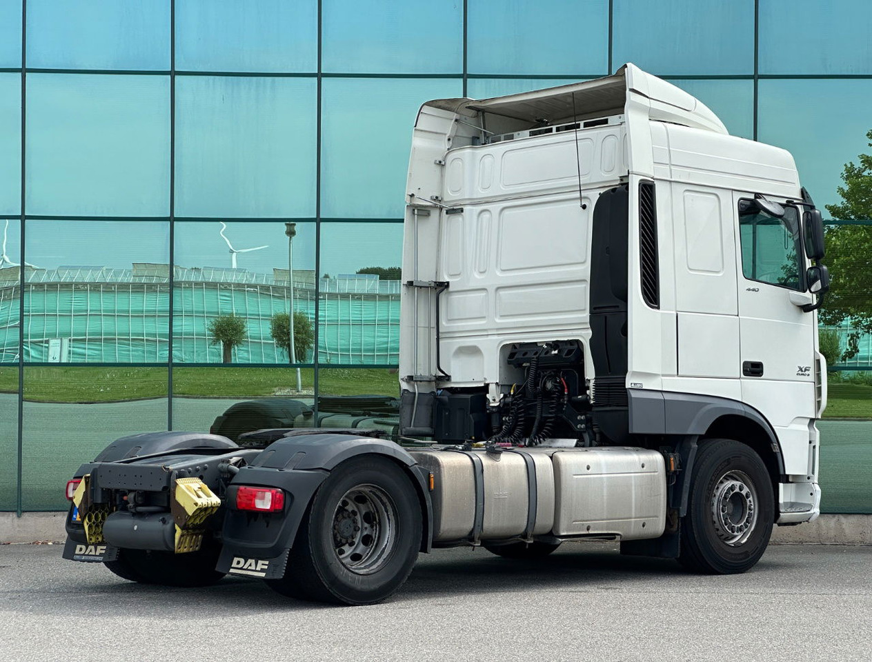 DAF XF 440 FT Intarder - Retarder 2x Tanks 772.000 KM NL Truck - شاحنة جرار: صور 4 DAF XF 440 FT Intarder - Retarder 2x Tanks 772.000 KM NL Truck - شاحنة جرار: صور 4