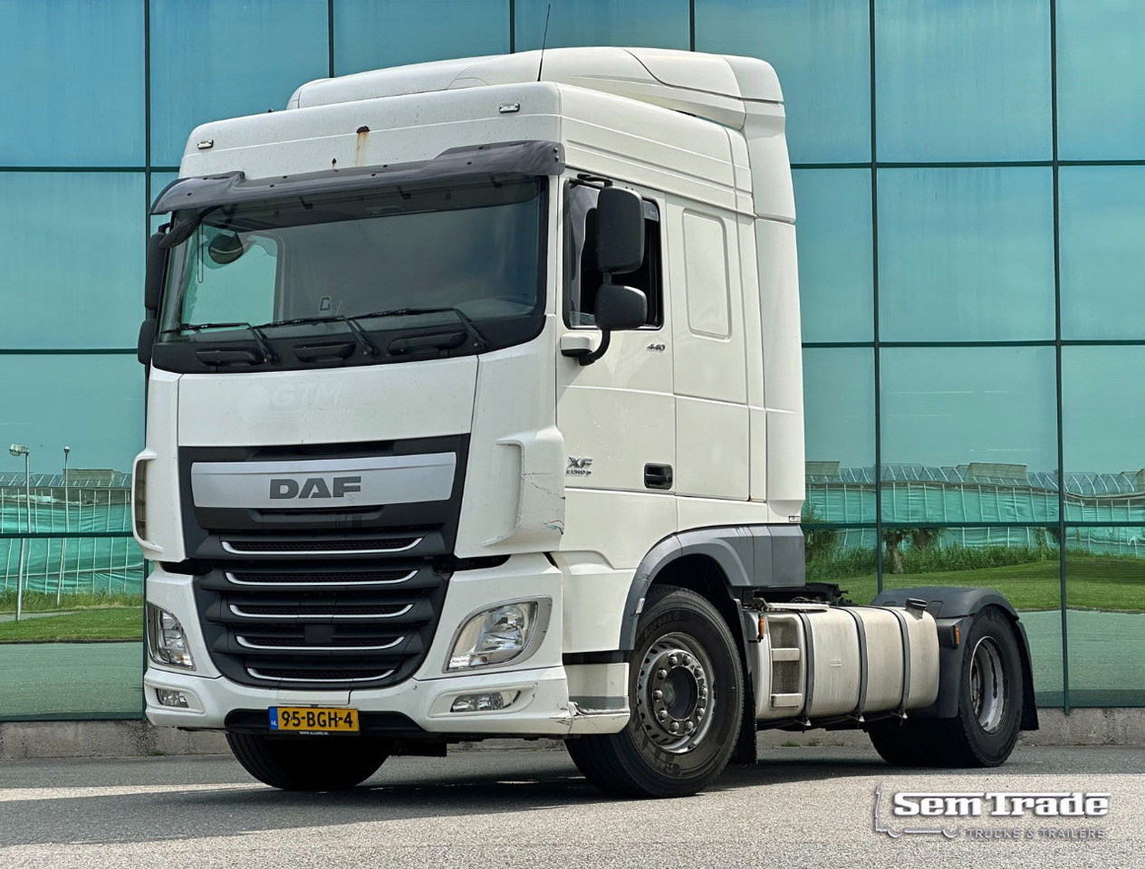 DAF XF 440 FT Intarder - Retarder 2x Tanks 772.000 KM NL Truck - شاحنة جرار: صور 1 DAF XF 440 FT Intarder - Retarder 2x Tanks 772.000 KM NL Truck - شاحنة جرار: صور 1