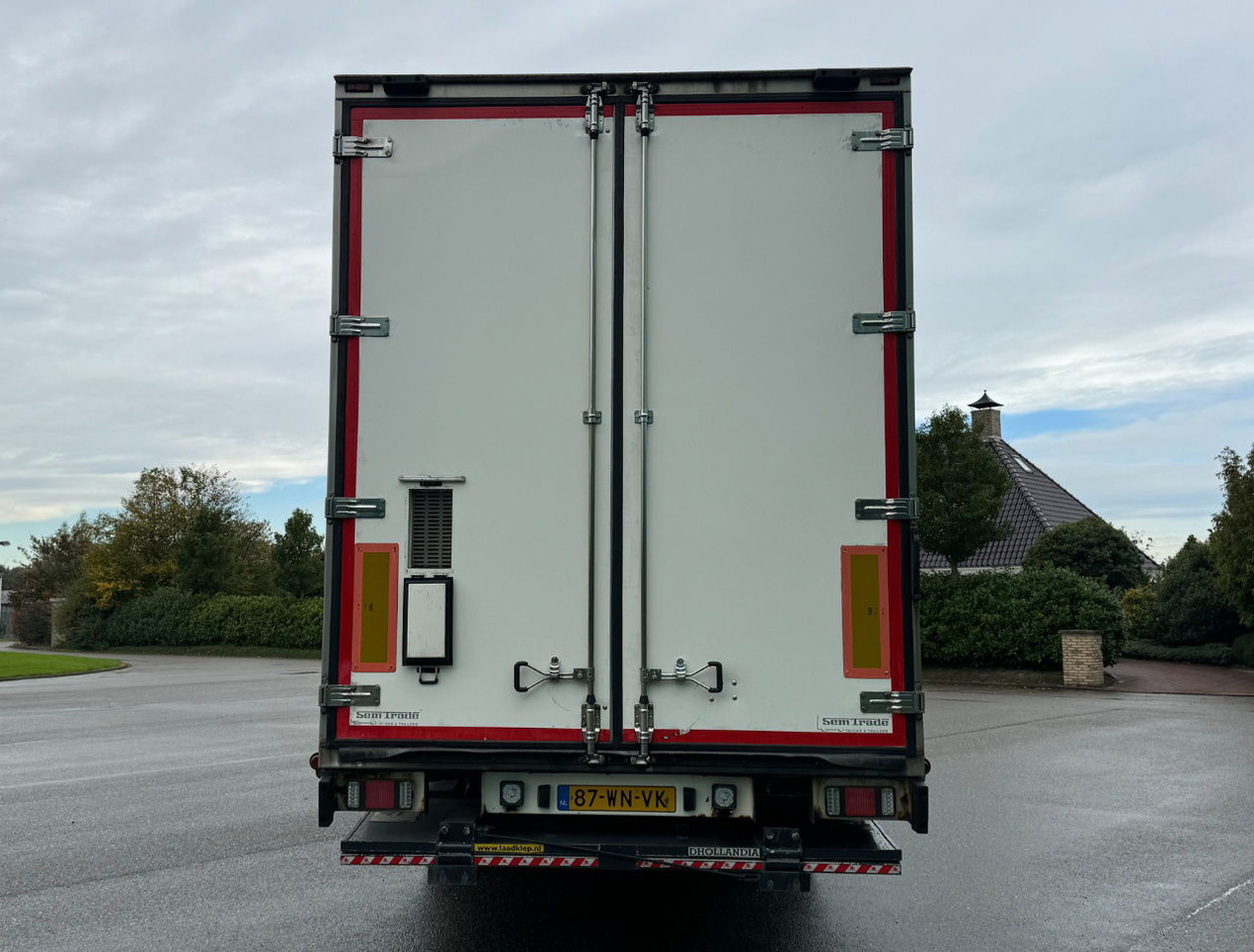 DRACO MZS 218 Wipkar 750 x 250 x 290 CM Inside Tail Lift 2021 TRS Iceland TOP Condition NL Trailertrailer - بصندوق مغلق مقطورة: صور 4 DRACO MZS 218 Wipkar 750 x 250 x 290 CM Inside Tail Lift 2021 TRS Iceland TOP Condition NL Trailertrailer - بصندوق مغلق مقطورة: صور 4