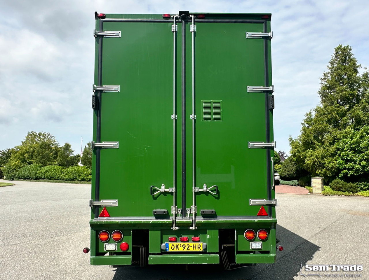 ESVE Theo Mulder Isolated BOX Side Door TRS Cooling Steering Axle TOP Condition NL City Trailer - مبردة نصف مقطورة: صور 4 ESVE Theo Mulder Isolated BOX Side Door TRS Cooling Steering Axle TOP Condition NL City Trailer - مبردة نصف مقطورة: صور 4