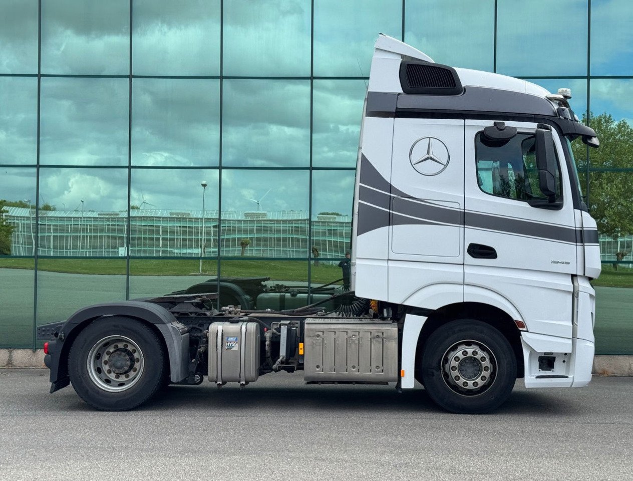 Mercedes-Benz Actros 1945 382.000 KM PTO + Hydraulics TOP Condition NL Truck - شاحنة جرار: صور 5 Mercedes-Benz Actros 1945 382.000 KM PTO + Hydraulics TOP Condition NL Truck - شاحنة جرار: صور 5