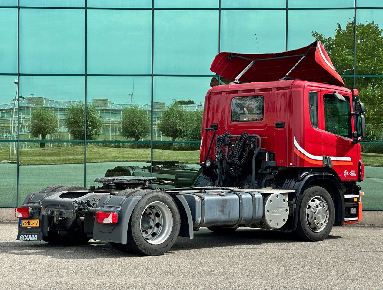 Scania P320 Euro 5 Full AIR DAY CAB LOW Deck 615.000 KM Holland Truck - شاحنة جرار: صور 4 Scania P320 Euro 5 Full AIR DAY CAB LOW Deck 615.000 KM Holland Truck - شاحنة جرار: صور 4