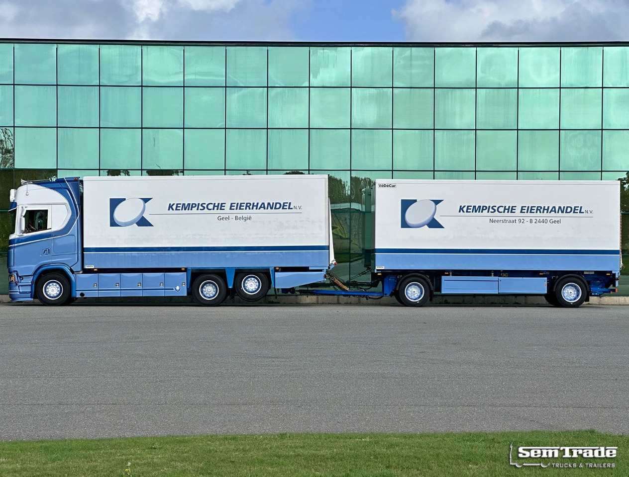 Scania S650 V8 NGS Only 193.000 KM Full Options FullY Isolated Body Special Show Truck / Combi NEW Condition - مبردة شاحنة: صور 3 Scania S650 V8 NGS Only 193.000 KM Full Options FullY Isolated Body Special Show Truck / Combi NEW Condition - مبردة شاحنة: صور 3